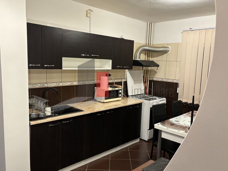 Lujerului- Uverturii apartament cu 3 camere de inchiriat loc de parcare